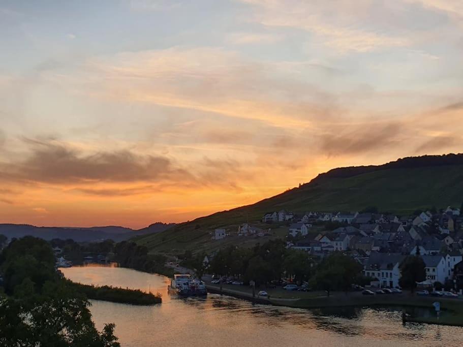 Deluxe 3-Rooms River View, Bernkastel-Kues Exterior foto